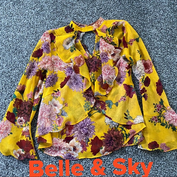 pretty blouse - Picture 1 of 10